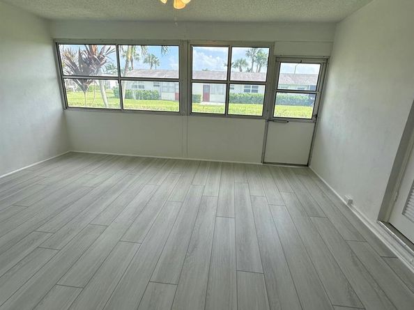 2638 E Gately Drive E 23, West Palm Beach FL 33415