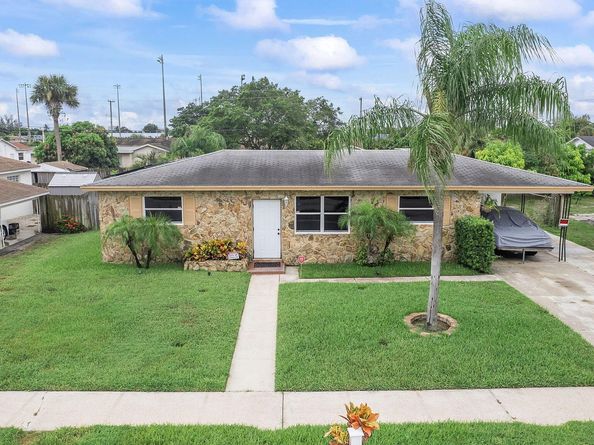 621 W 35th Street, Riviera Beach FL 33404
