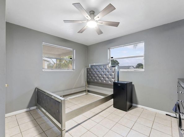 621 W 35th Street, Riviera Beach FL 33404