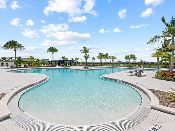 5577 Saint Armands Way, The Acreage FL 33470