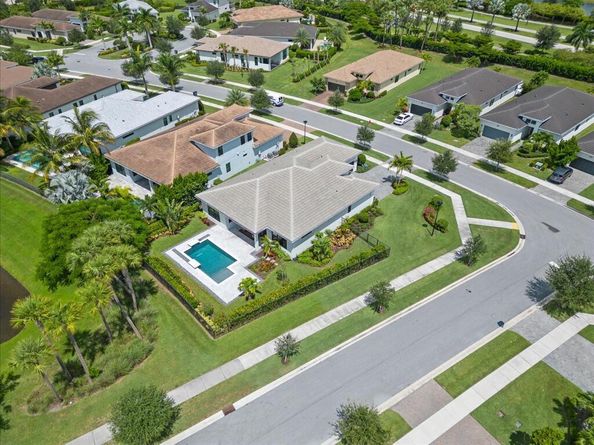 5577 Saint Armands Way, The Acreage FL 33470