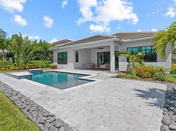 5577 Saint Armands Way, The Acreage FL 33470