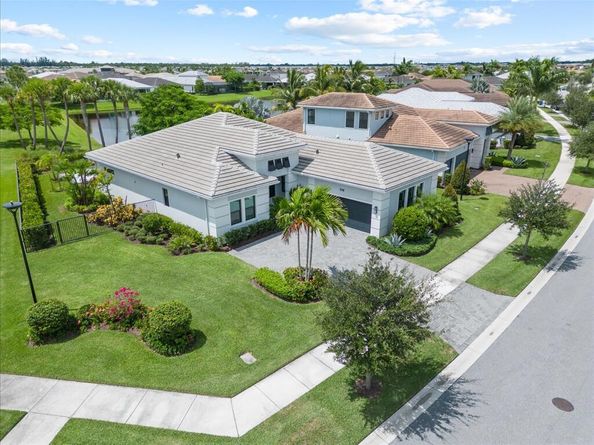 5577 Saint Armands Way, The Acreage FL 33470