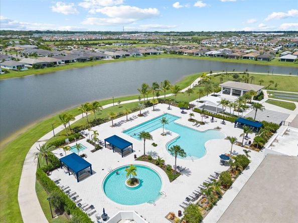 5577 Saint Armands Way, The Acreage FL 33470