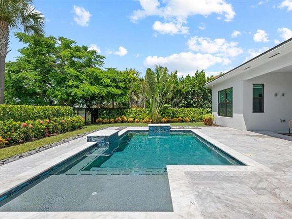 5577 Saint Armands Way, The Acreage FL 33470