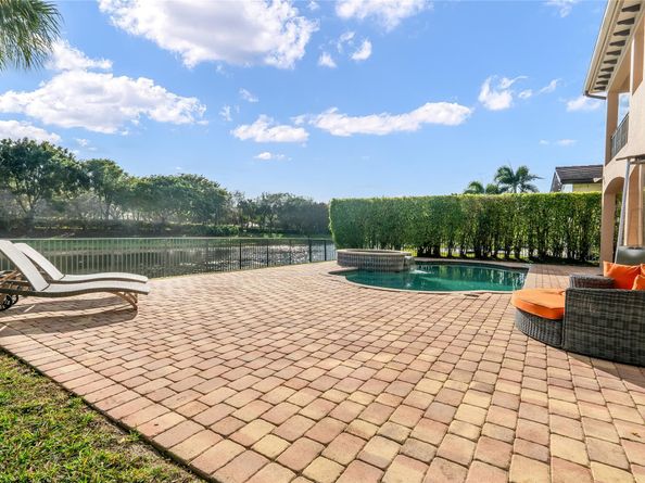 12334 NW 80th Place, Parkland FL 33076