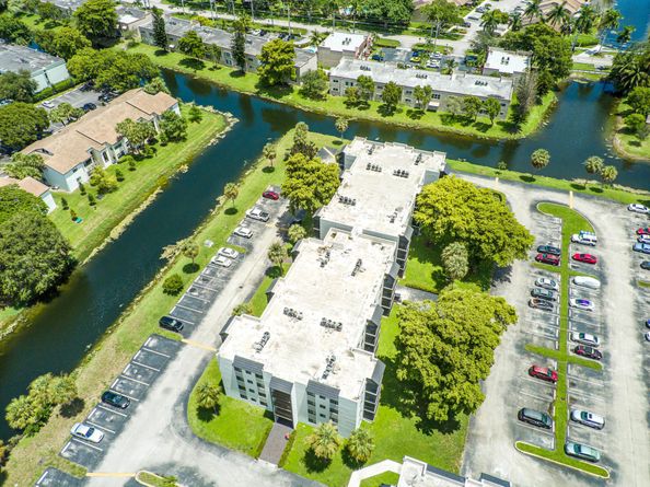 3730 N Pine Island Road 238, Sunrise FL 33351