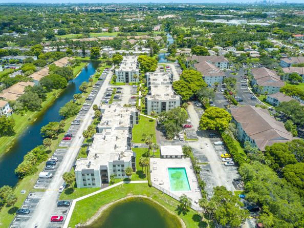 3730 N Pine Island Road 238, Sunrise FL 33351