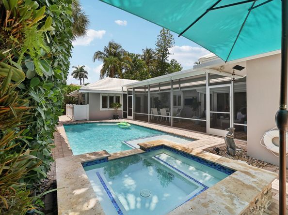 2510 NE 47th St, Fort Lauderdale FL 33308