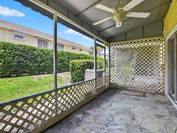 5051 Pointe Emerald Lane 5051, Boca Raton FL 33486