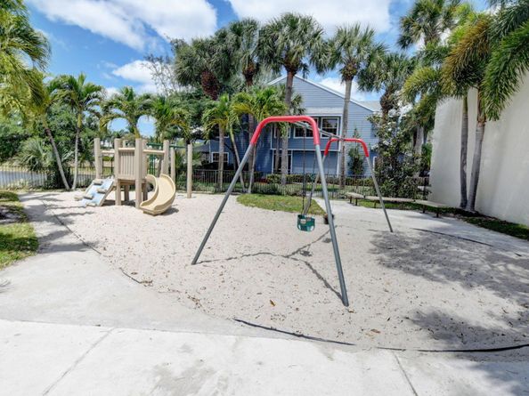 5051 Pointe Emerald Lane 5051, Boca Raton FL 33486