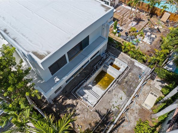 721 SE 9th St, Fort Lauderdale FL 33316