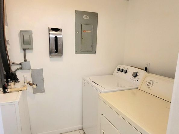 217 Pine Hov Circle A1, Greenacres FL 33463