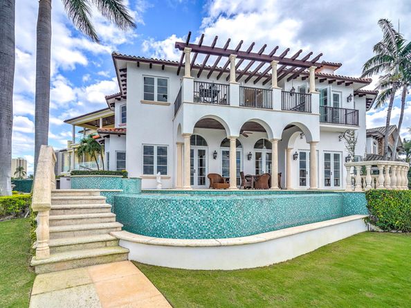 2775 Lake Drive, Singer Island FL 33404