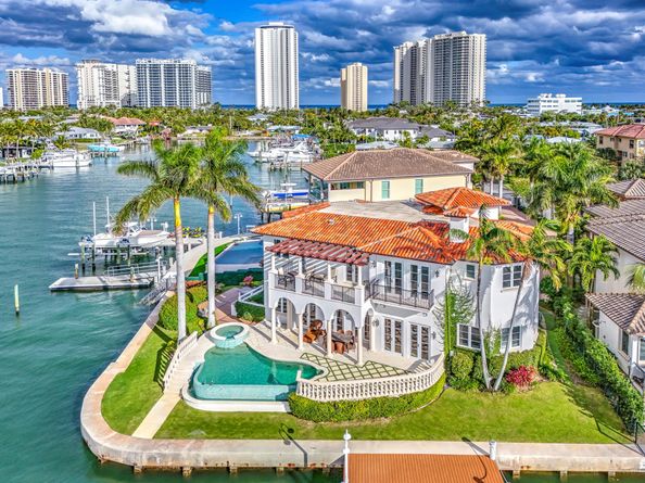 2775 Lake Drive, Singer Island FL 33404