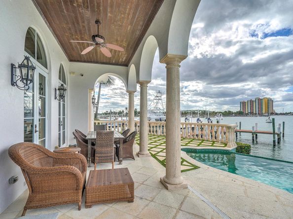2775 Lake Drive, Singer Island FL 33404