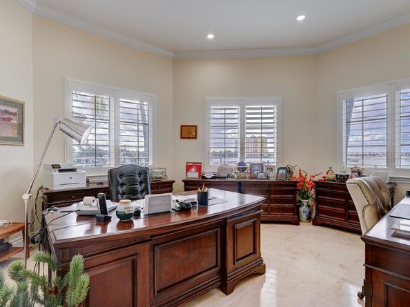 2775 Lake Drive, Singer Island FL 33404