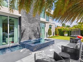 650 Royal Plaza Dr, Fort Lauderdale FL 33301