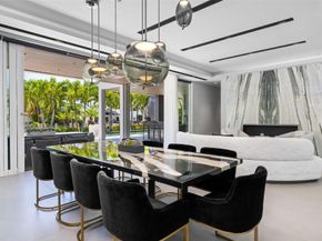 650 Royal Plaza Dr, Fort Lauderdale FL 33301