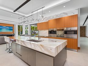 650 Royal Plaza Dr, Fort Lauderdale FL 33301