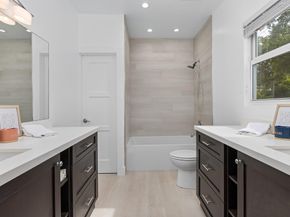 823 SE 7th St, Fort Lauderdale FL 33301