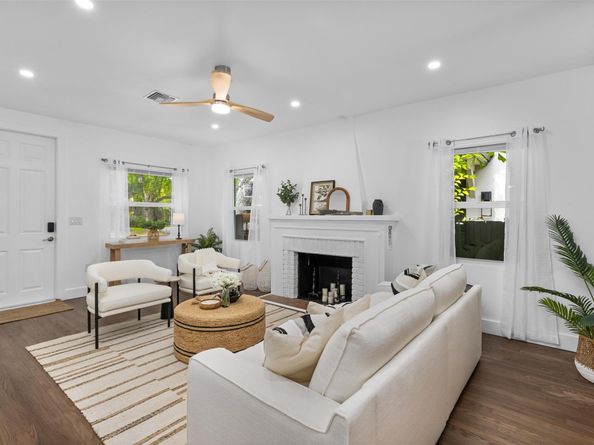 823 SE 7th St, Fort Lauderdale FL 33301