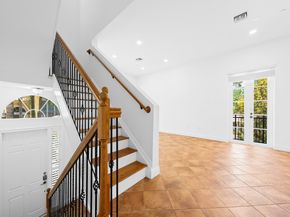 510 SE 7th St 401, Fort Lauderdale FL 33301