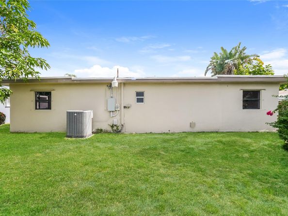 730 NW 18th St, Pompano Beach FL 33060
