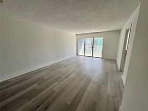 6855 Abbott Ave 201, Miami Beach FL 33141