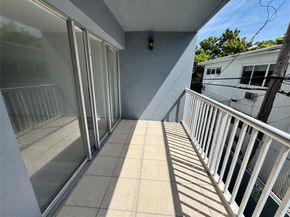 6855 Abbott Ave 201, Miami Beach FL 33141