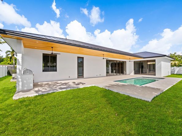 4516 NE 22nd Rd, Fort Lauderdale FL 33308
