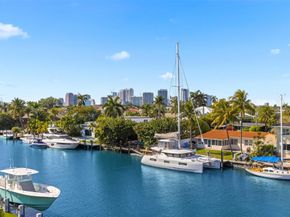 1637 SE 14th St, Fort Lauderdale FL 33316