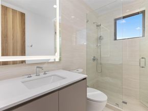1637 SE 14th St, Fort Lauderdale FL 33316