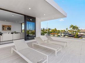 1637 SE 14th St, Fort Lauderdale FL 33316