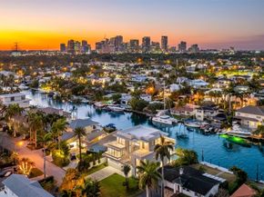 1637 SE 14th St, Fort Lauderdale FL 33316