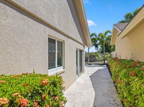215 Ridge Road, Jupiter FL 33477