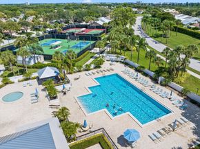 215 Ridge Road, Jupiter FL 33477