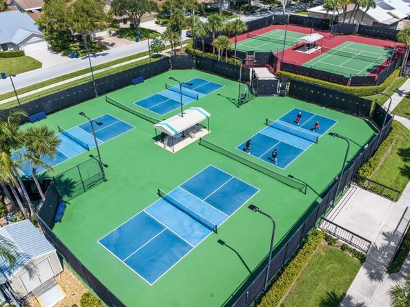 215 Ridge Road, Jupiter FL 33477