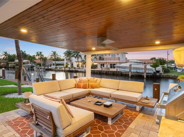 2761 NE 57th Ct, Fort Lauderdale FL 33308