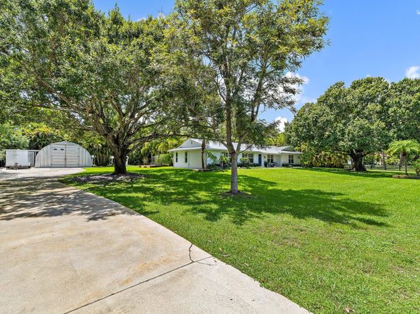 6820 140th Lane N, Palm Beach Gardens FL 33418