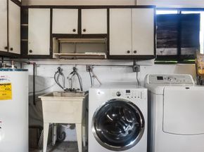6950 SW 9th Pl, North Lauderdale FL 33068