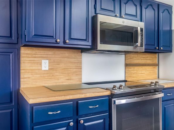 6950 SW 9th Pl, North Lauderdale FL 33068