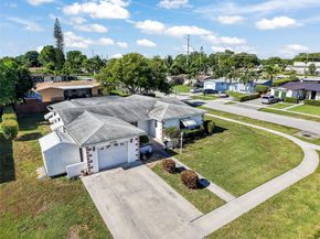 6950 SW 9th Pl, North Lauderdale FL 33068
