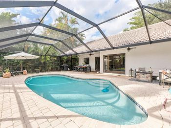 8626 NW 50th Dr