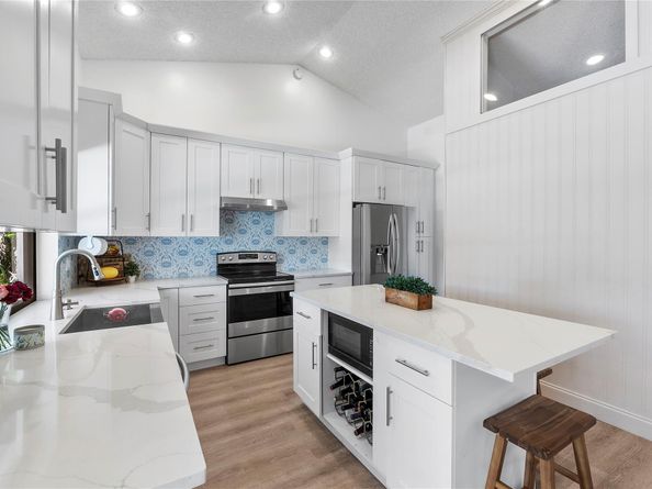 8626 NW 50th Dr, Coral Springs FL 33067