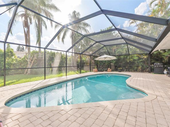 8626 NW 50th Dr, Coral Springs FL 33067