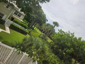 1945 Stratford Way, West Palm Beach FL 33409
