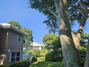 1945 Stratford Way, West Palm Beach FL 33409