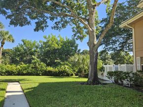 1945 Stratford Way, West Palm Beach FL 33409