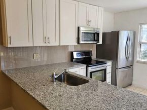 1945 Stratford Way, West Palm Beach FL 33409